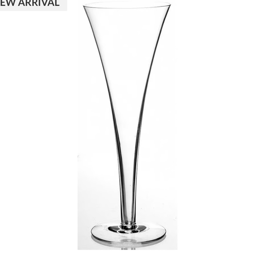 Trumpet champagne glasses by Tiffany. Set of two.